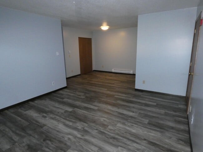 Photo - 303 New Well Rd