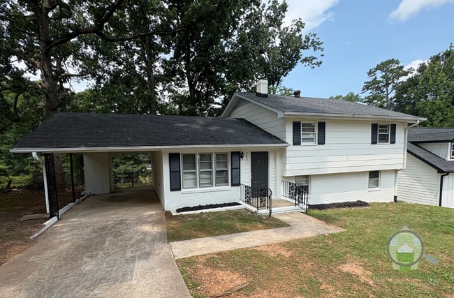 Building Photo - 203 Daisy Dr