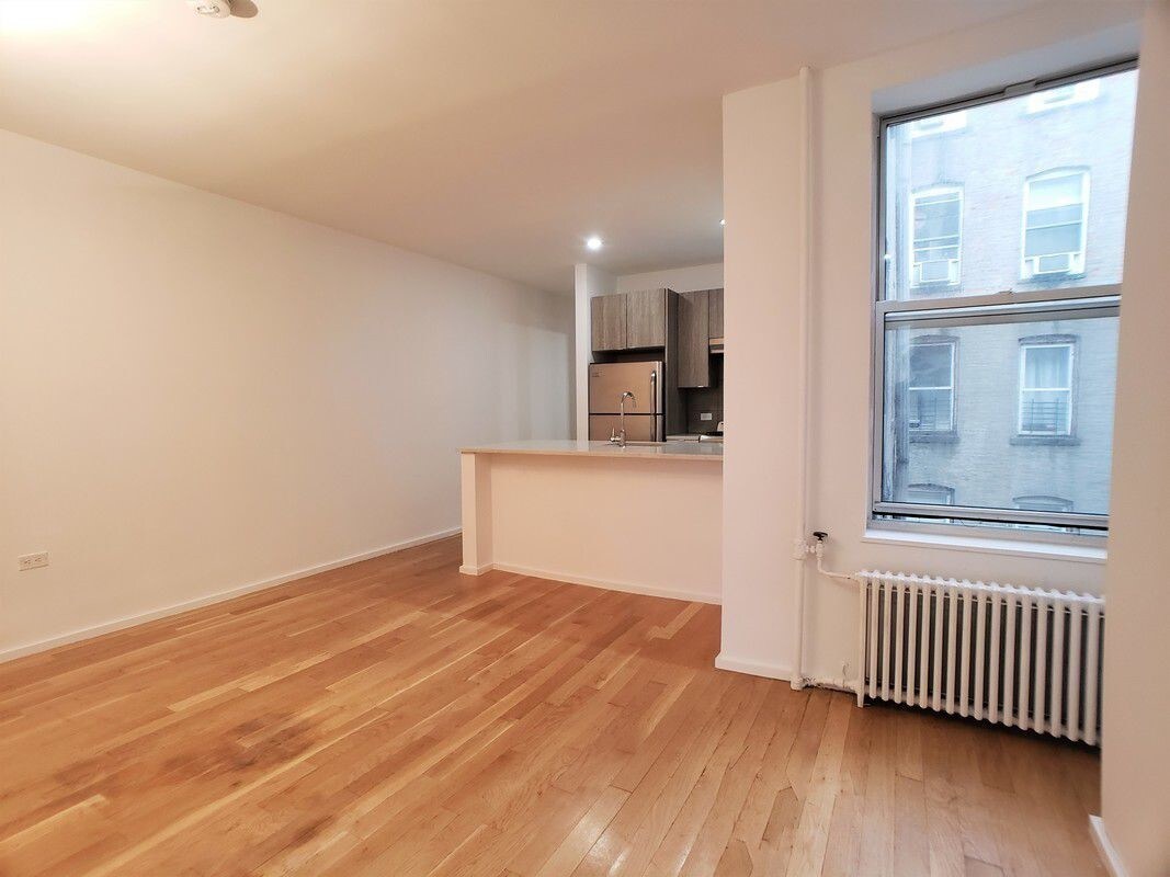 Photo - 134 17th St Apartments