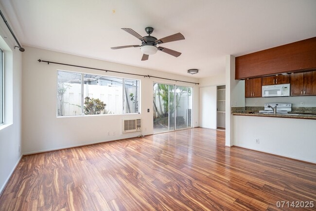 Photo - 3 Bed 2.5 Bath in Alii Cove