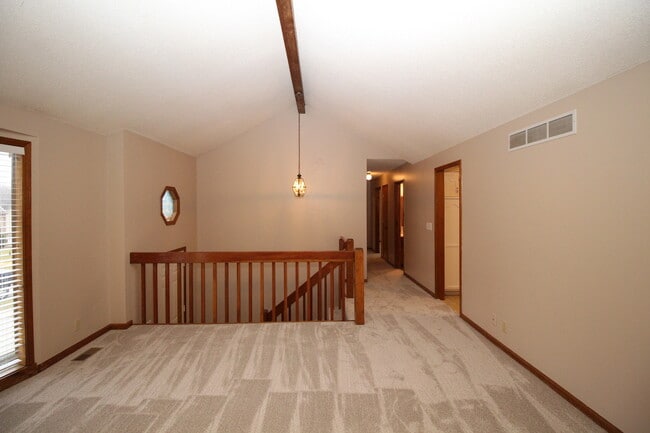 Photo - Huge 3 Bed 2.5 Bath home Overland Park