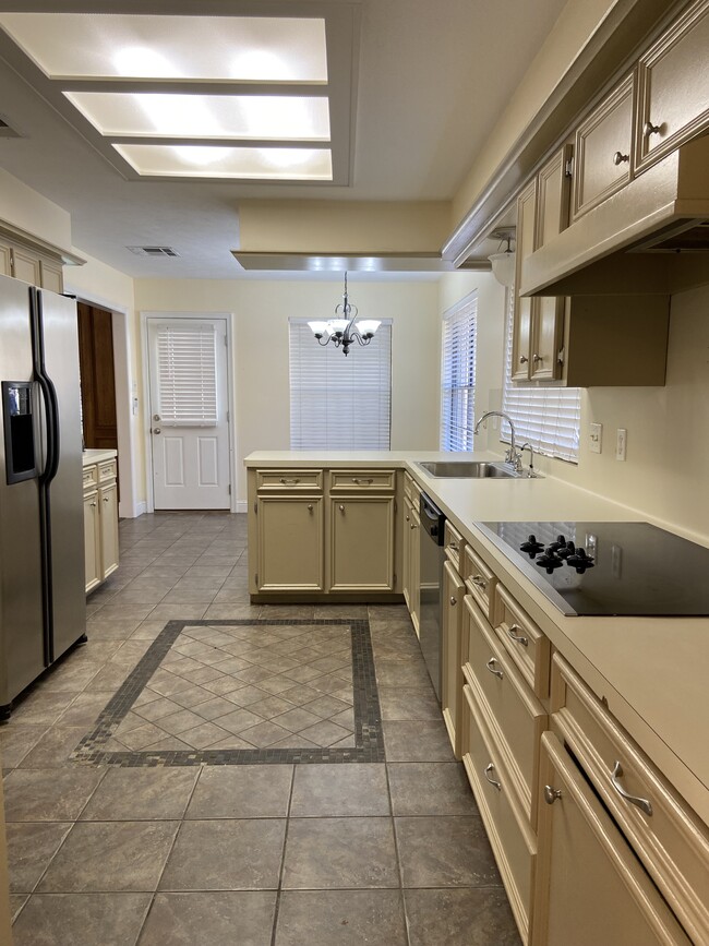 Photo - 3815 Oak Gardens Dr