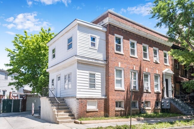 Building Photo - 1535 Ogden St NW Unit ( 1) Rental