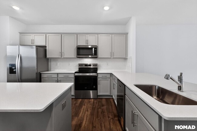 Photo - 821 Washington St