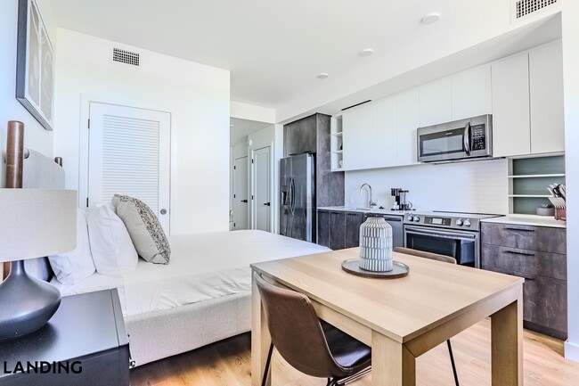 Photo - 632 Howard Rd SE Unidad 834