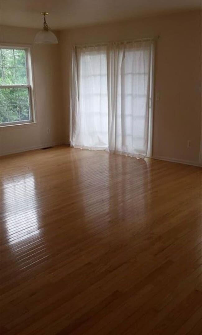 Photo - 2 bed 2.5 Bath