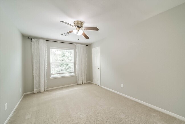 Photo - 6219 Summerville Ln