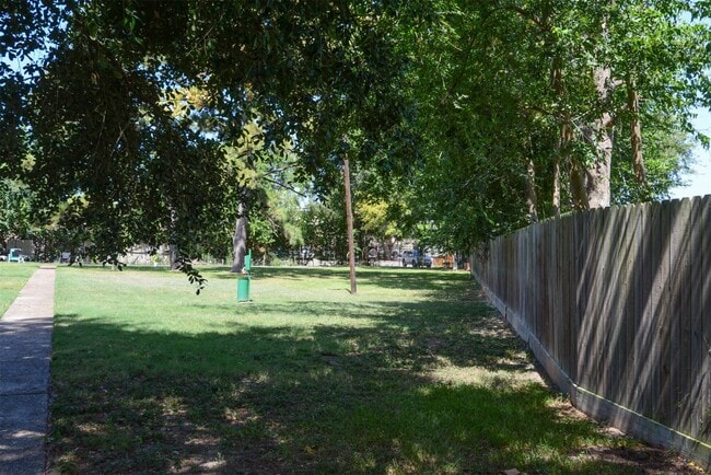 Photo - 5632 Birchmont Dr Unit 23