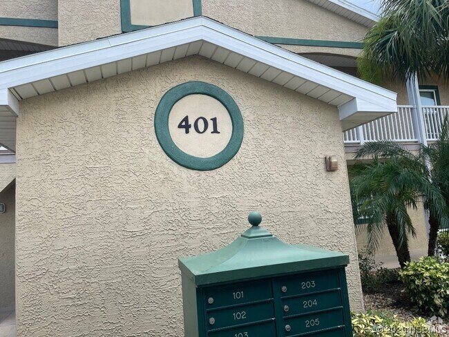 Building Photo - 401 Bouchelle Dr Rental