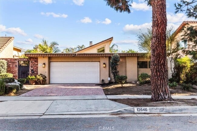 Building Photo - 12646 Beach St Rental
