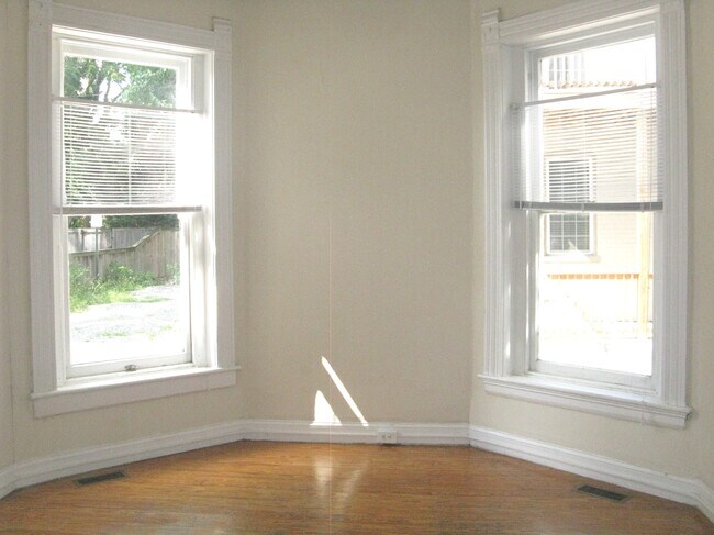 Photo - 14 N Harrison St Unit 14 N. Harrison Street