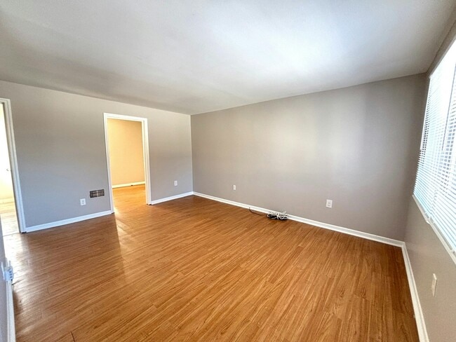 Photo - 22700 Socia St