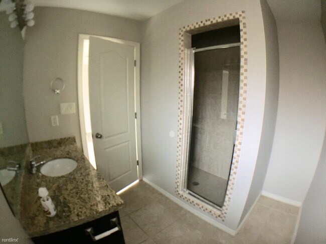 Photo - 2 br, 2 bath 4plex - 4722 N Dogwood St 2B/2B