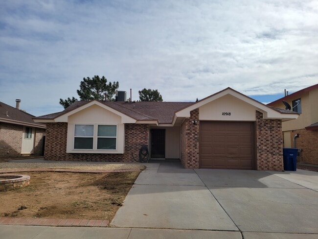 Photo - 10918 Joe Dimaggio Cir House