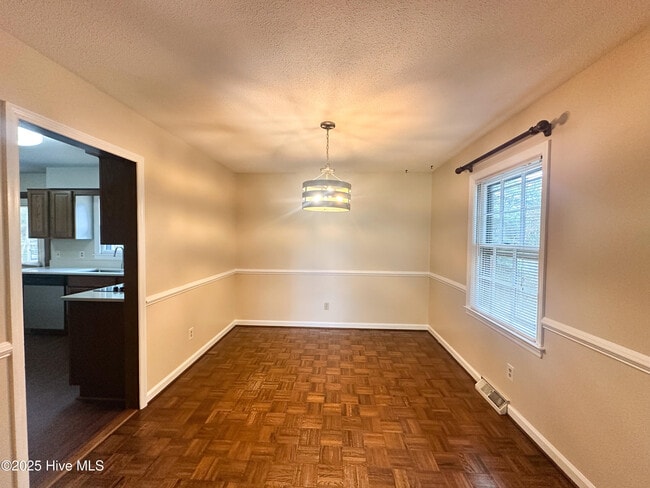 Photo - 421 Windward Dr