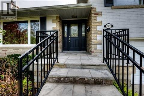 Photo - 207 Pinehurst Dr