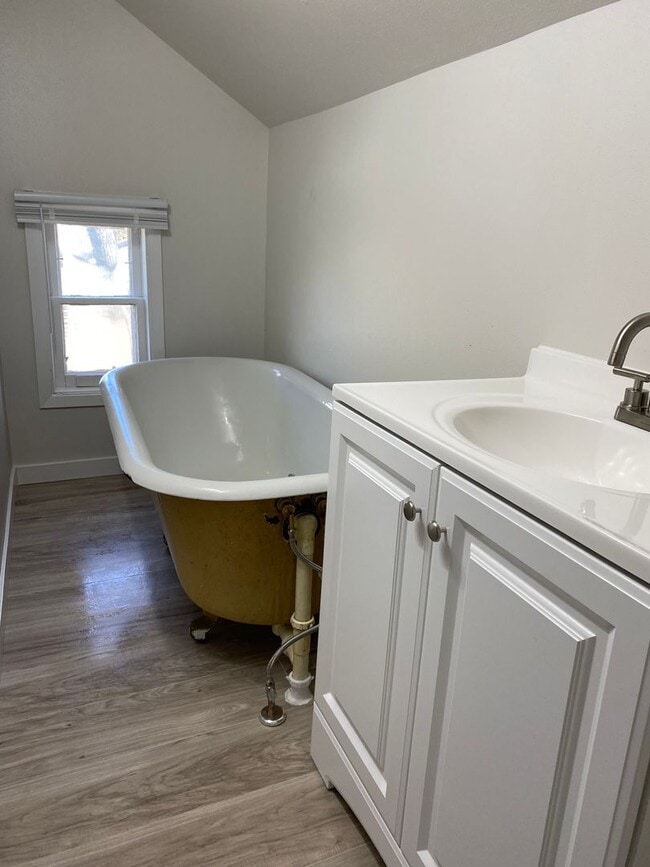 Photo - Clermont Unit 1/2