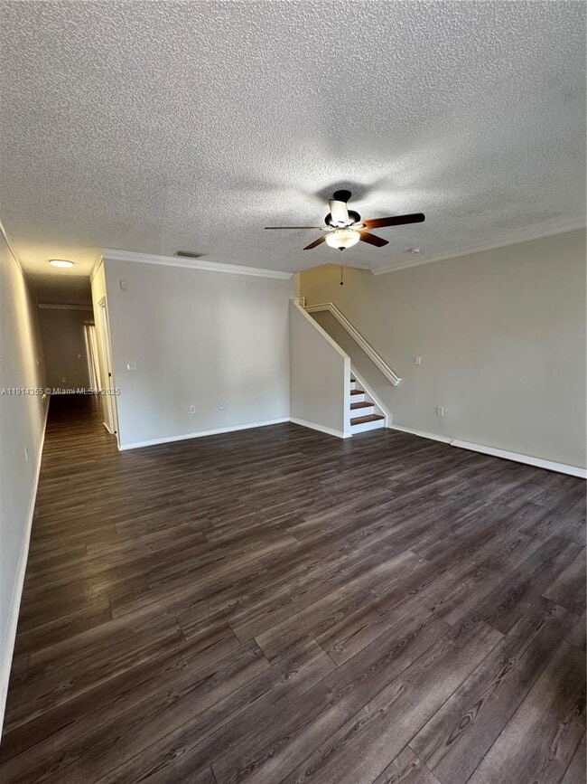 Photo - 2224 SE 25th Ave Unidad 2224 Rental