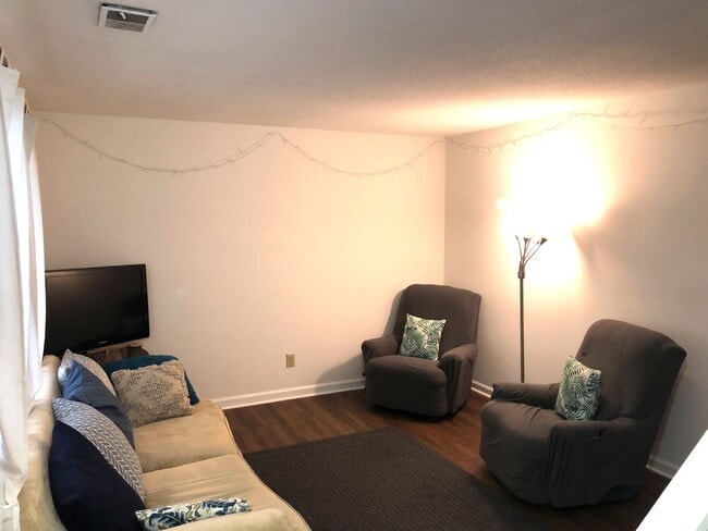 Photo - GORMAN1228 Unit C