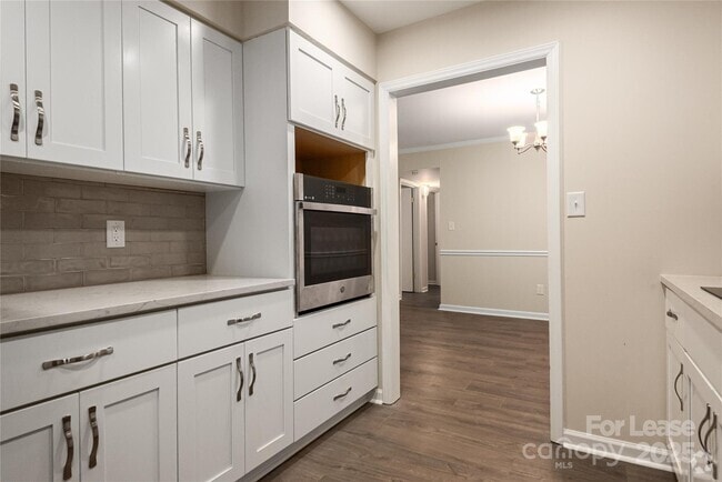 Building Photo - 4739 Hedgemore Dr Rental