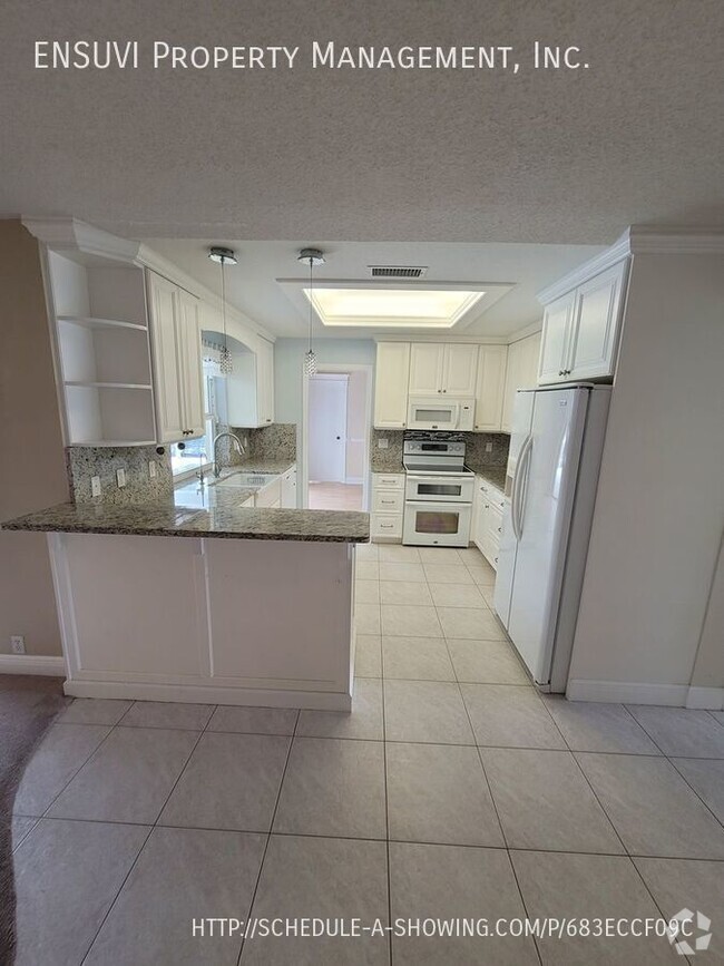 Building Photo - 5003 Bridgeport Dr Rental