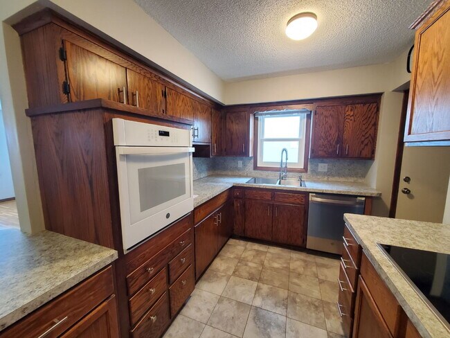 Photo - 2 bedroom with office - Check out video tour