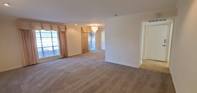 Photo - 10574 High Hollows Dr Unit 1