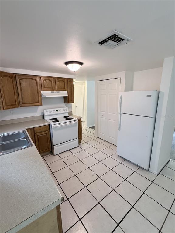 21377 Campbell Dr