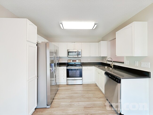 Photo - 3015 Trellis Ln