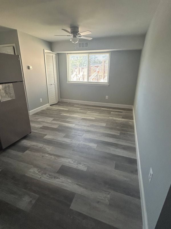 Photo - 113 Wilmington Pl SE