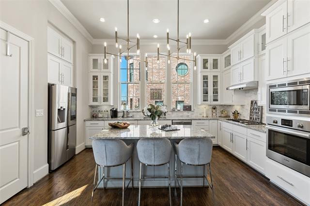 Photo - 916 W Peach St