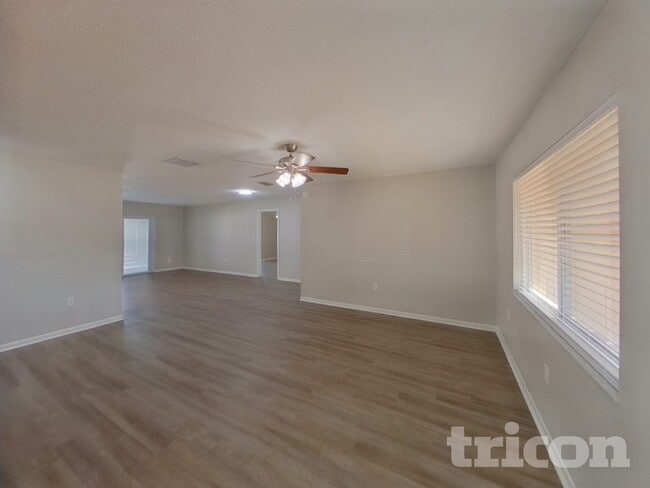 Photo - 6969 Briarwood Ave N