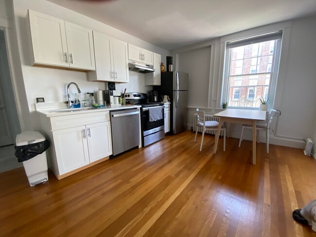50 Englewood Ave