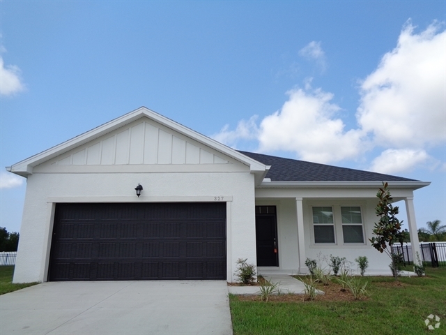 Building Photo - 327 Pine Terrace Dr Rental