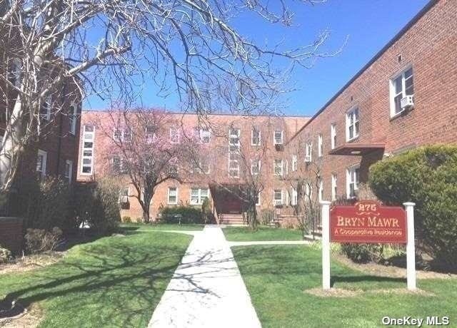 275 Maple Ave 4 G  