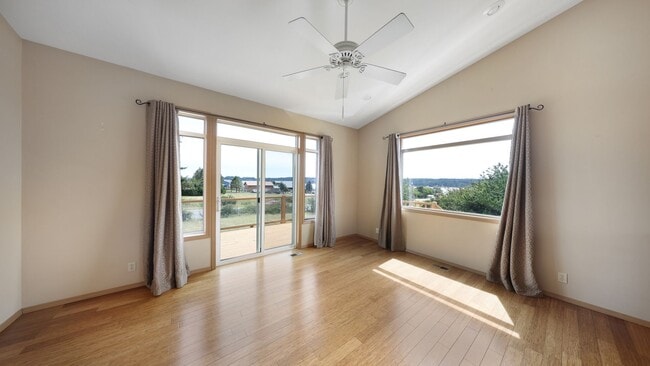 Photo - 2 Bed 2 Bath - Penn Cove - Small Dog - Vie...