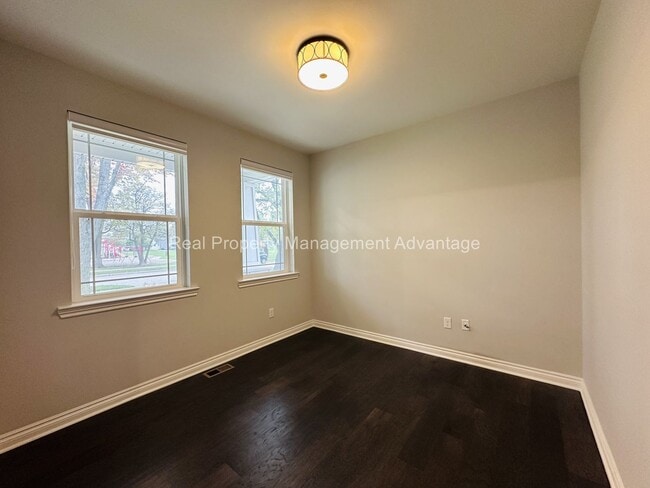 Photo - Stunning Contemporary New Build in Northwest Royal Oak