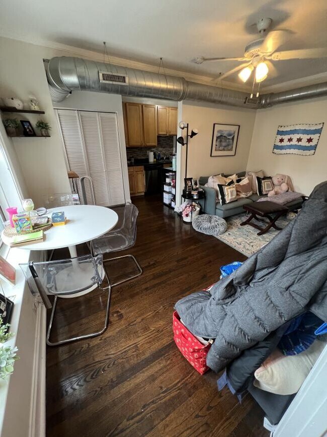 Photo - 1 bedroom in Chicago IL 60657