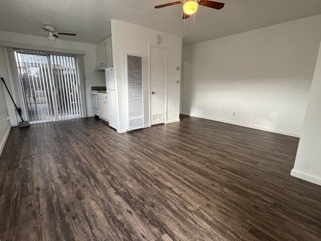 Photo - Cozy 1 Bedroom Apartment close to Downtown Oakdale!