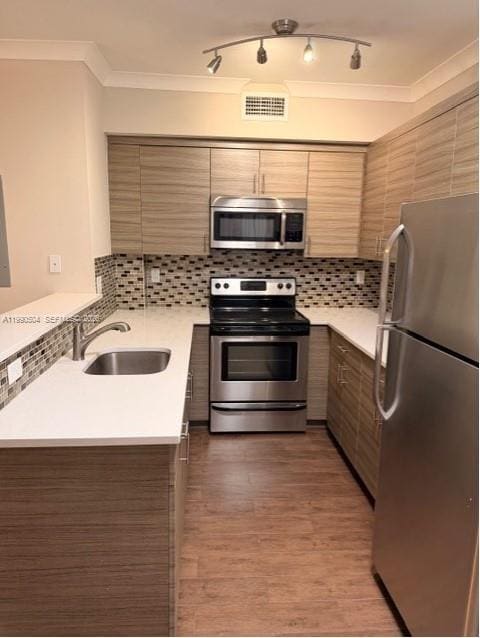 Building Photo - 222 Sidonia Ave Unit 4