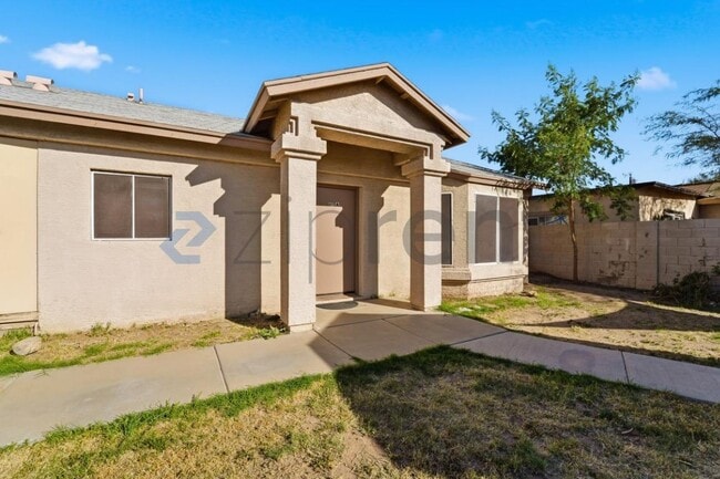 Photo - 8321 W Edwards St