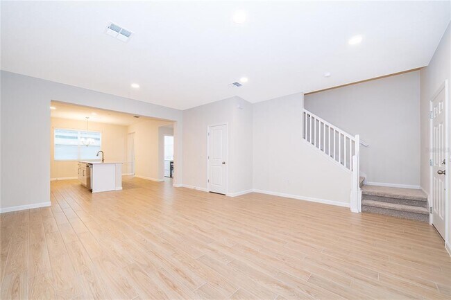Photo - 474 Lady Palm St