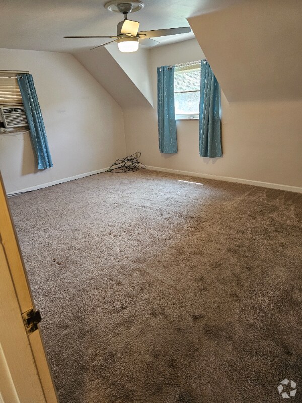 Building Photo - 1524 Beacon St Unit 1524 Beacon St. Floor 2 Rental