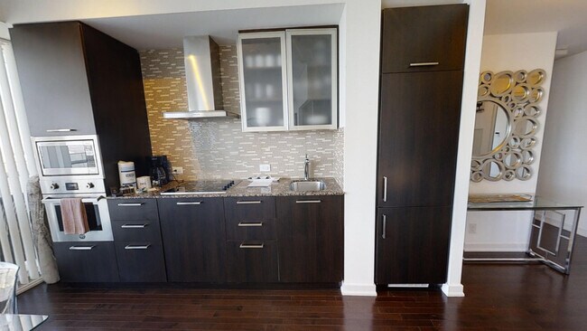 Photo - 14 York St Unit FL1-ID1030997P