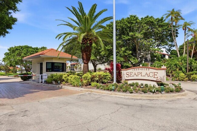 Building Photo - 2089 Gulf of Mexico Dr Unit G1-302