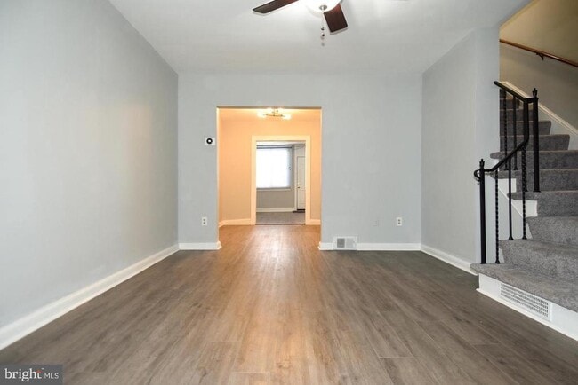 Photo - 204 34th St NE