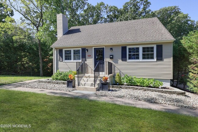 38 Swimming River Rd