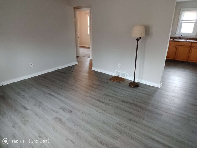 Photo - For Rent - 2 bedroom 1 bath Bungalow in Gibbstown, NJ