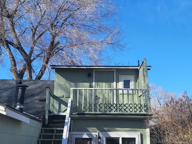 Photo - HAR0204-208-205 1/2>** Unit HAR0208 1/2