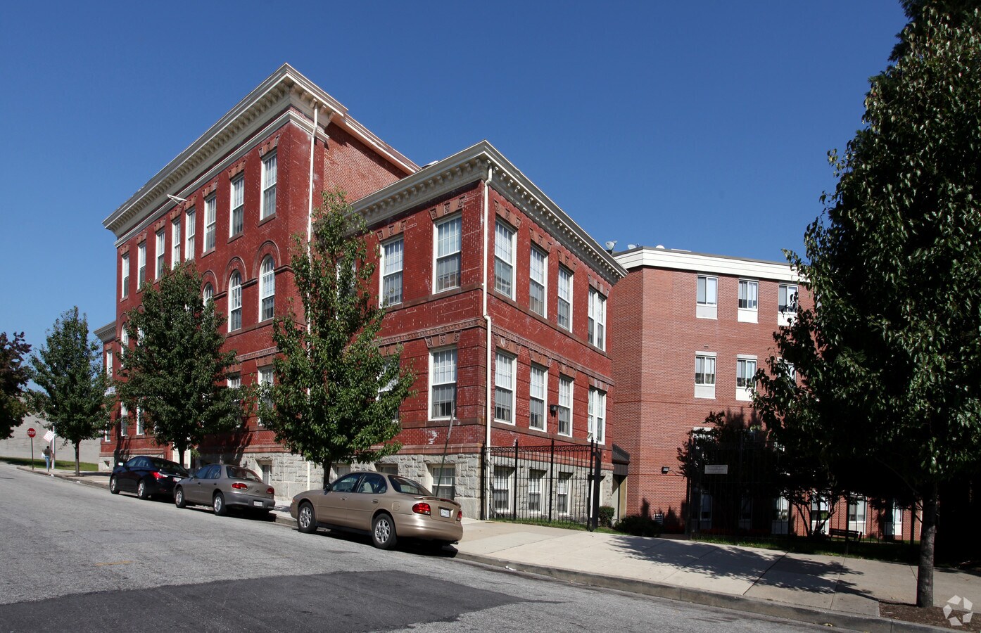 Photo - Franklin Square School Apartments